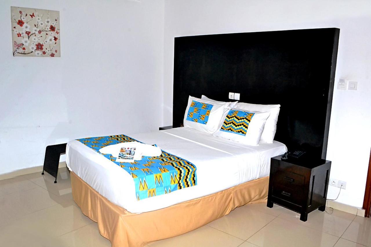 Hotel Bkbg Lome Luaran gambar