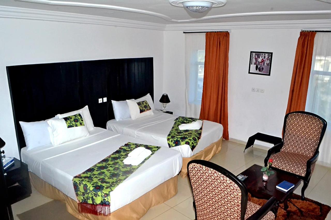 Hotel Bkbg Lome Luaran gambar