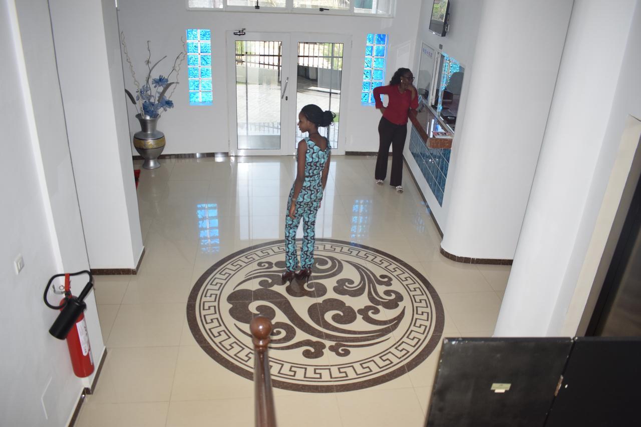 Hotel Bkbg Lome Luaran gambar
