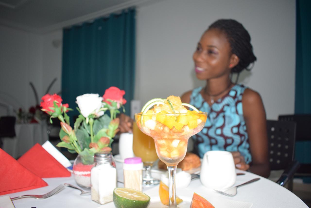 Hotel Bkbg Lome Luaran gambar