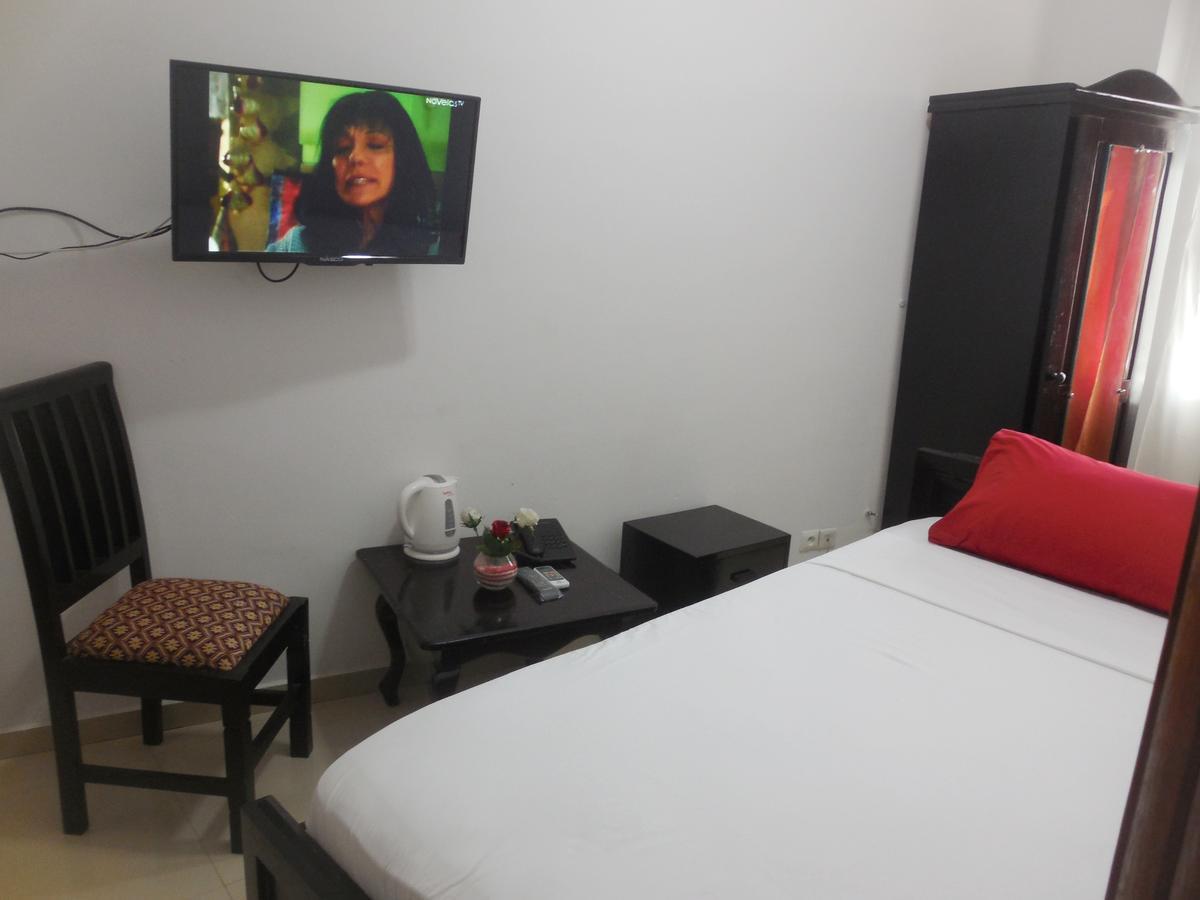 Hotel Bkbg Lome Luaran gambar